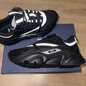 Dior Men's Black and White Sneakers